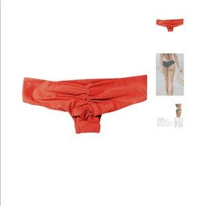 NWT Fused Hawaii Ruched Bottoms